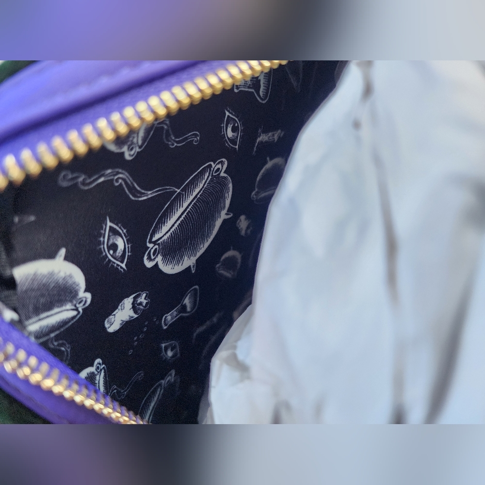 Backpack - Picture 2 of 3